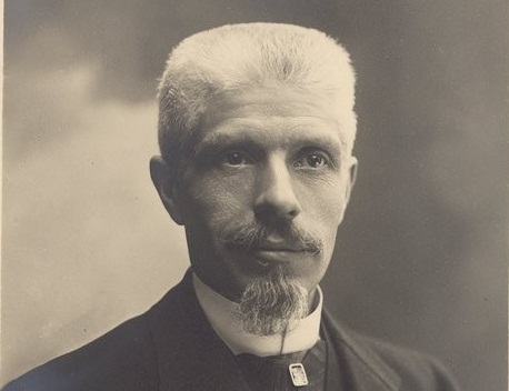 Heart-wrenching mourning scenes in Muharram described by French historian