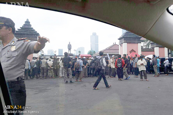Wahabis failed attempt at disruption of Imam Hussain mourning ceremony in Indonesia / Pics