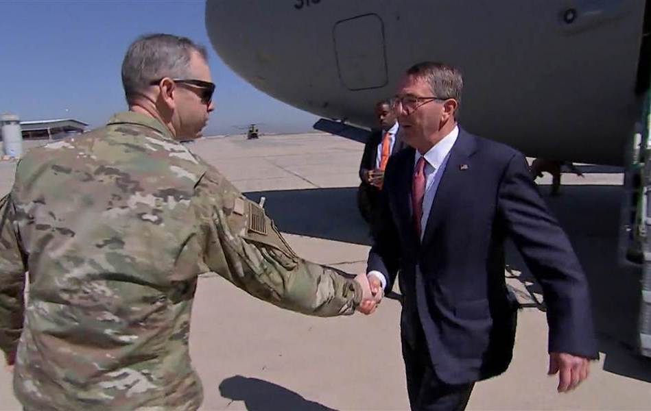 Carter visits Iraq to assess Mosul fight