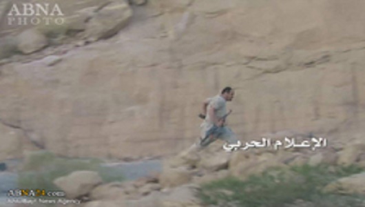 Yemenli Mücahitleri Görünce ‘‘100 Metre Dünya Rekoru’’ Kıran Suudi Asker / Video
