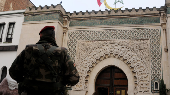 French National Front Vice President suggests closing mosques