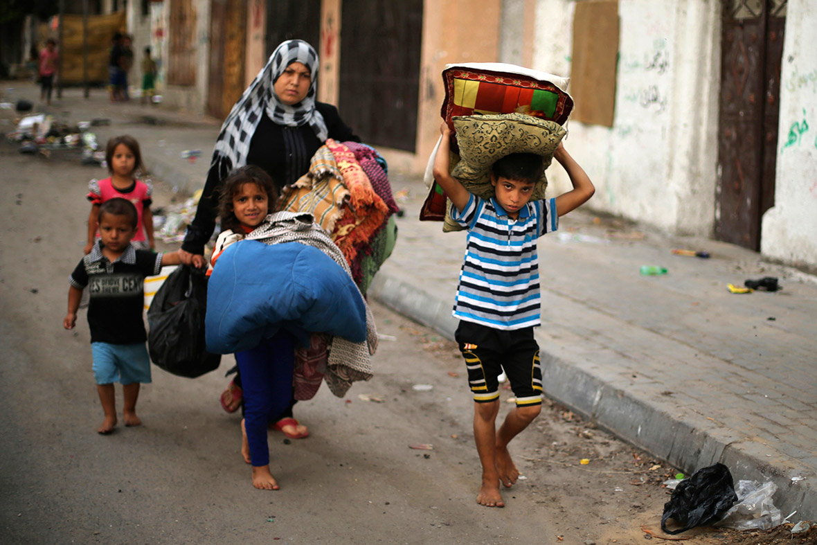 UN distributes 1.7 million dollars among Gazan refugees