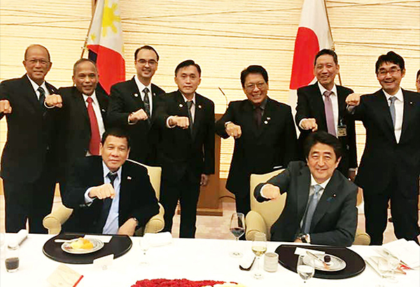 Filipina Belakangi A.S Dan Memandang Ke Asia.