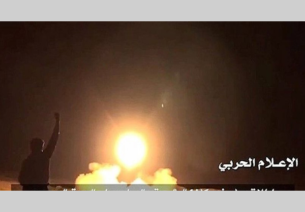 الناطق باسم الجيش اليمني يؤكد إصابة مطار "عبدالعزيز" في جدة بصاروخ "بركان 1"