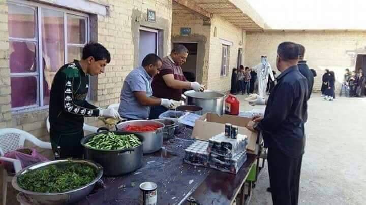 تقرير مصور/ اعداد الفطور للتلاميذ مجانا بثواب الامام الحسين (ع) في مدرسة بذي قار