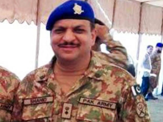 ایک حادثے کے نتیجے میں پاکستانی فوج کے لیفٹننٹ کرنل شاہد جاں بحق اور میجر جلال زخمی
