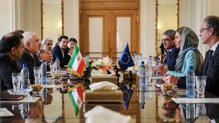 Zarif und Mogherini betonen humanitäre Hilfen an Syrien