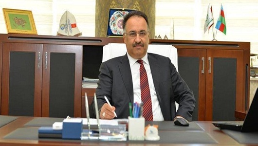 Şialara İftira Atan Rektör FETÖ’cü Çıktı!