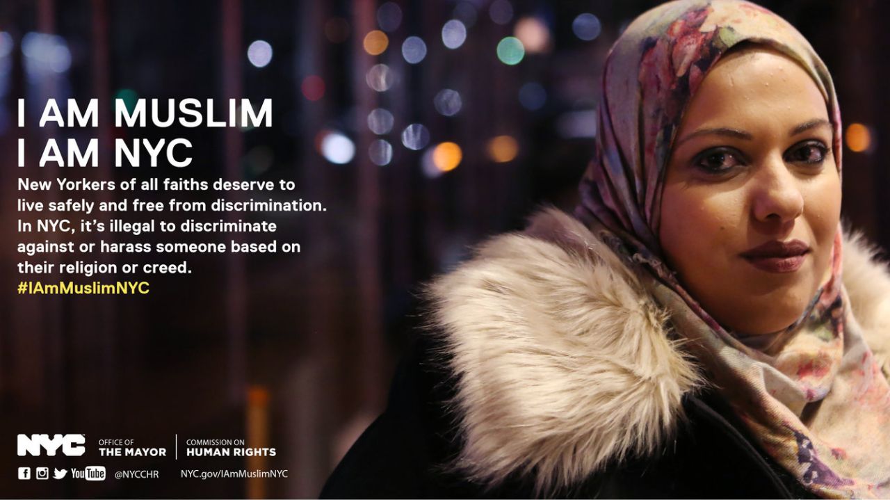 “El Ayuntamiento de la Ciudad de Nueva York Continúa Implementando Campañas contra la Islamofobia” 