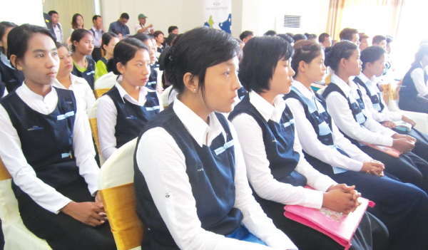 ရန္ကုန္ႏွင့္ ေနျပည္ေတာ္ရွိ အလုပ္အကိုင္အခြင့္အလမ္းနည္းေသာ ေဒသခံသံုးေထာင္အား ဆြစ္ဇာလန္အဖဲြ႕ႏွင့္ ဟိုတယ္ခရီး ပူးေပါင္းၿပီး ဟိုတယ္လု