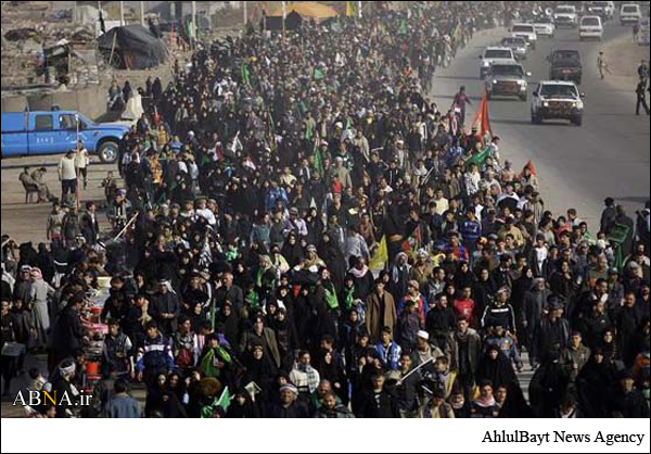 العتبة الحسينية تدعو الحشود المليونية الزاحفة نحو كربلاء إلى اشراك اخوانهم المجاهدين بخطواتهم