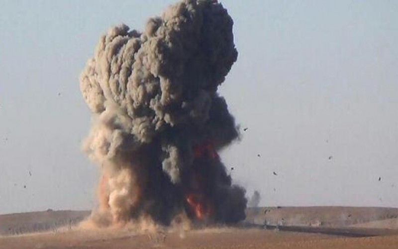 فيديو / لحظة تفجير سيارة مفخخة يقودها تكفيري في نينوى