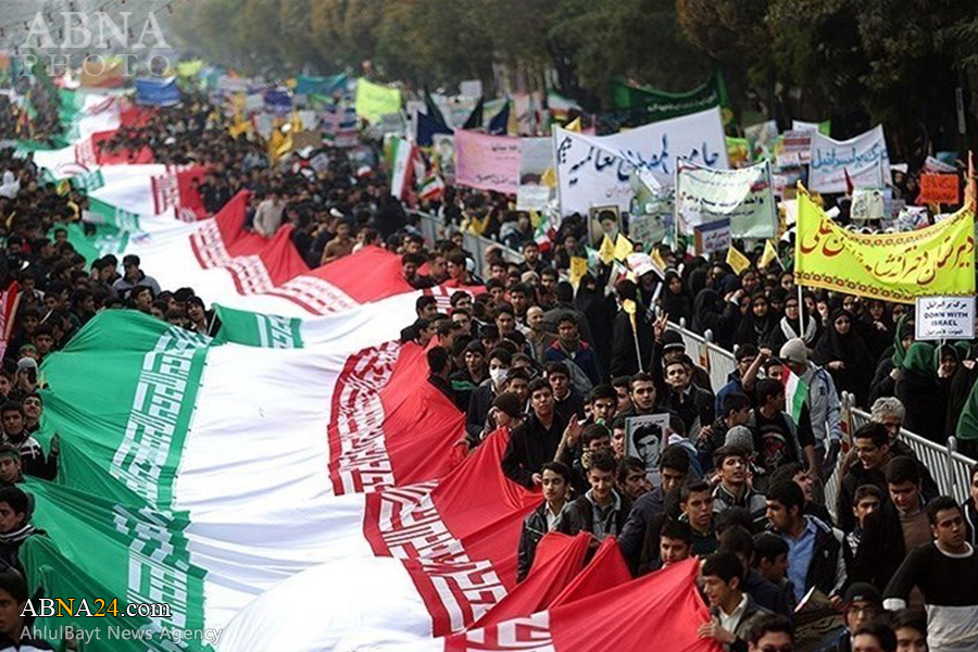 Iranian people, students stage anti-US rallies