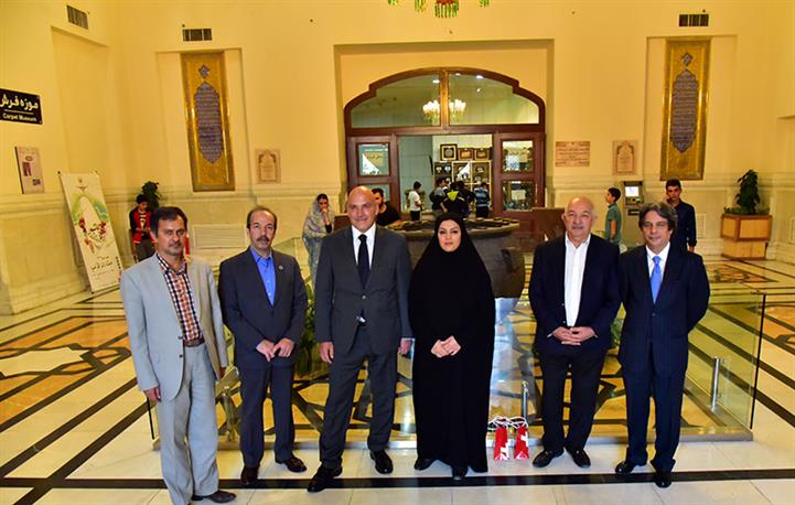 Swiss ambassador visits museums of Astan Quds Razavi