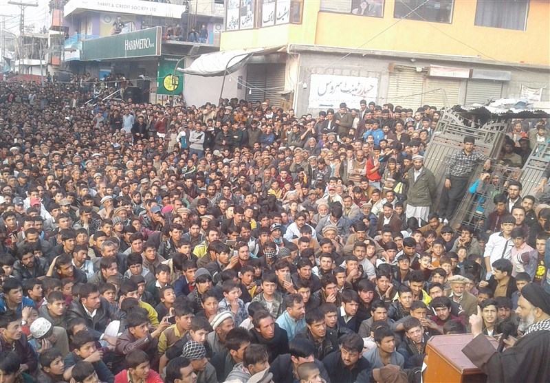 گلگت میں تعلیمی اداروں میں مذہبی پروگراموں پر پابندی کے خلاف طلباء کا احتجاج ساتویں روز بھی جاری