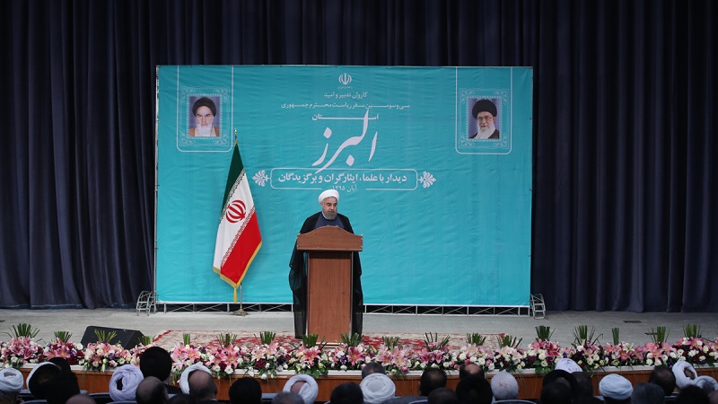 صدر حسن روحانی: دنیا کے ساتھ تعمیری اشتراک عمل ایران کی پالیسی ہے