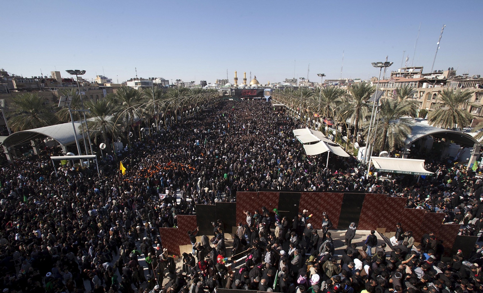 Peringati Hari Arbain, Kota Karbala Digulung Lautan Manusia