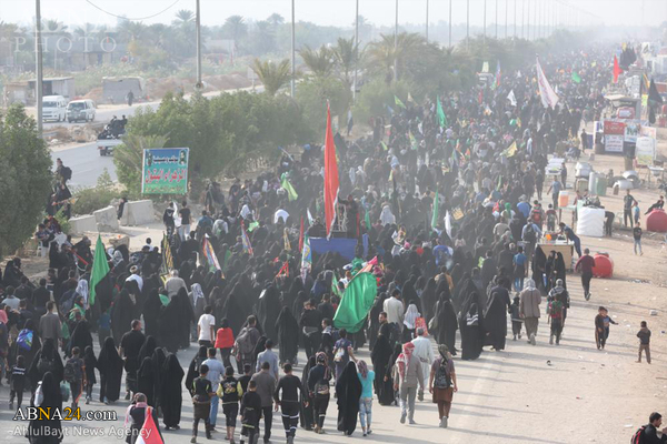 Fotos: Fußreisende Pilger von Najaf nach Karbala