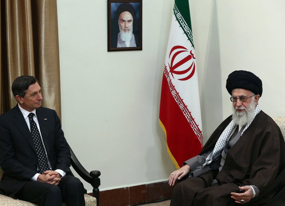 Imam Khamenei: US-led coalition unsuccessful against ISIS terrorists