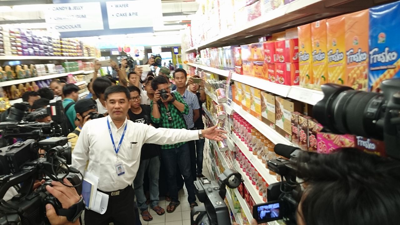 ကက္ပီတယ္ႏွင့္ အုိးရွင္းစင္တာ ေဖာက္ခဲြမႈ ျပဳလုပ္သူမ်ား၏ စီစီတီဗီပံုရိပ္မ်ားကုိ ရရွိထားဟု နယ္လံု၀န္ႀကီးေျပာ