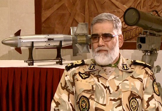نائب القائد العام للجيش الايراني يعلن عن خطط لشراء مقاتلات جديدة
