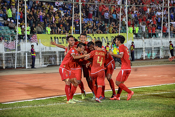 ေဒးဗစ္ထန္း၏ ေမွာ္၀င္ဂုိးျဖင့္ ျမန္မာ ထုိက္တန္စြာ အႀကိဳဗုိလ္လုပြဲတက္