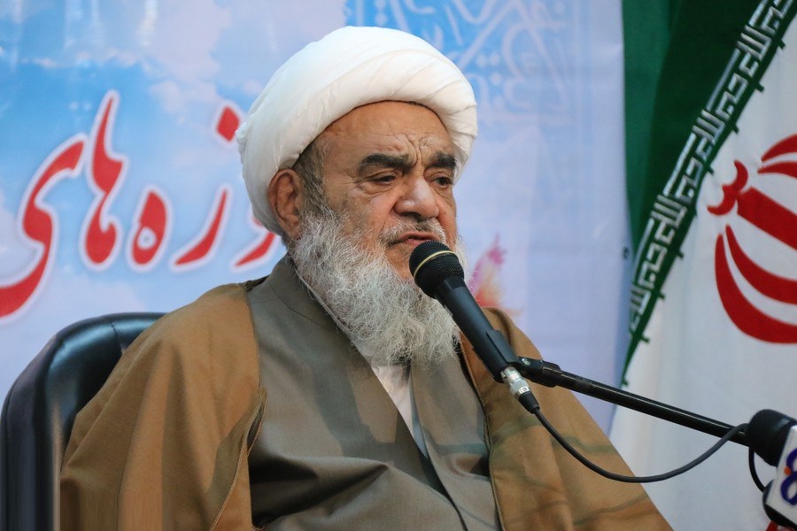Grand Ayatollah Mazaheri: 'Enemies after distancing Muslims from divine Islam'