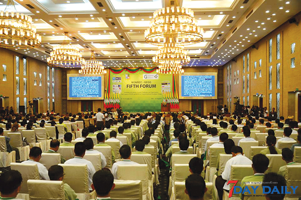 အစိမ္းေရာင္စီးပြားေရးေဆာင္ရြက္ရာတြင္ စရိတ္ကုန္က်မႈမ်ားေသာ စီမံကိန္းမ်ား ေရွာင္ရွားရန္ သမၼတေျပာ