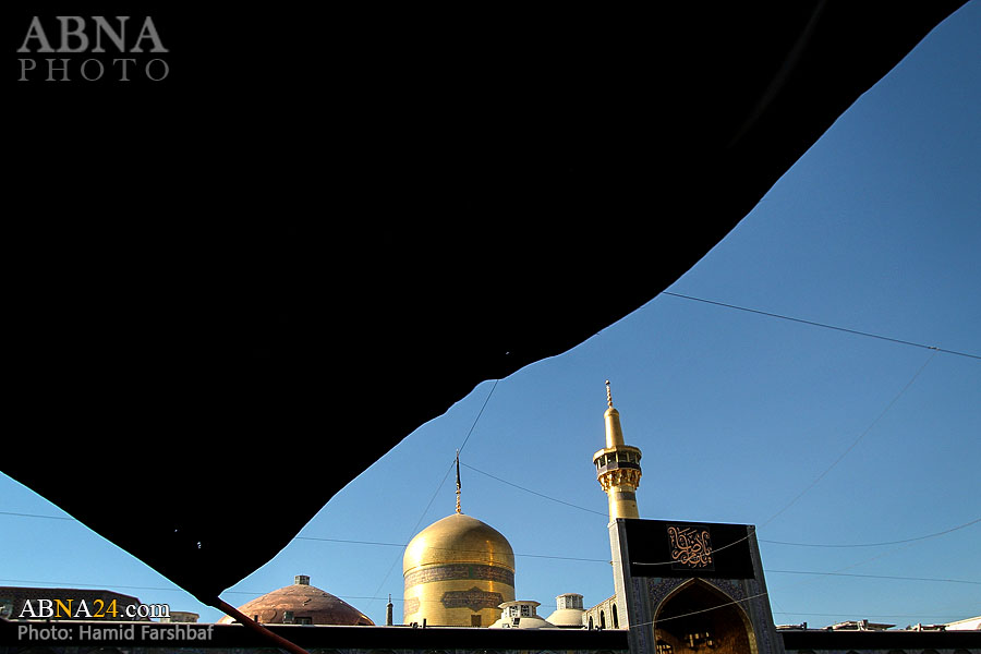 تقرير مصور/ مواكب حسينية لاحياء شهادة الامام الرضا (ع) في الحرم الرضوي بمشهد المقدسة