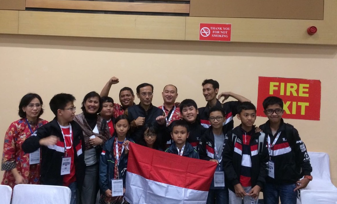 Partisipasi Indonesia pada World Robotic Olympiad 2016 di Noida, India