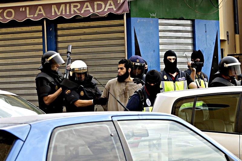المغرب يعتقل خلية تجنيد لداعش