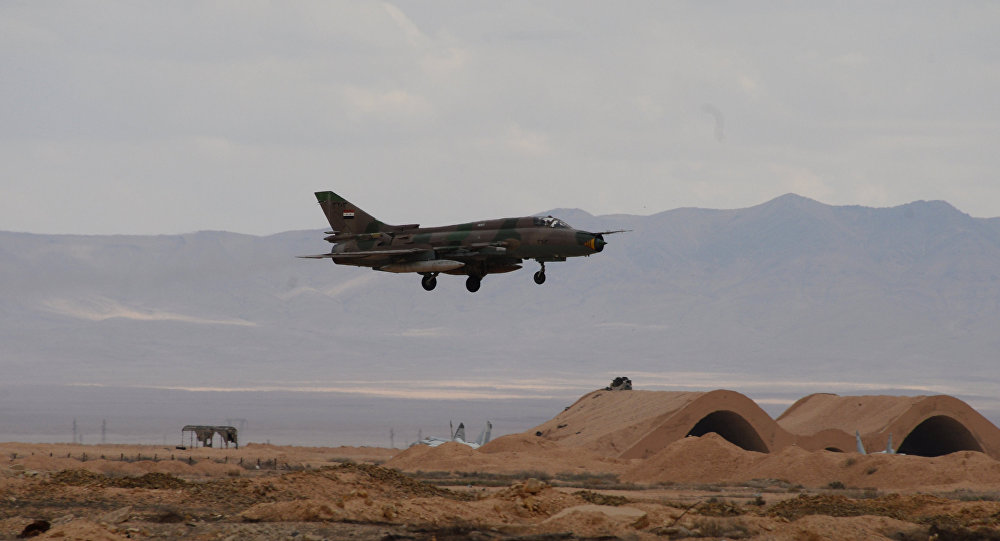 Aleppo: Flugzeug der syrischen Luftwaffe von Terroristen abgeschossen - Besatzung tot