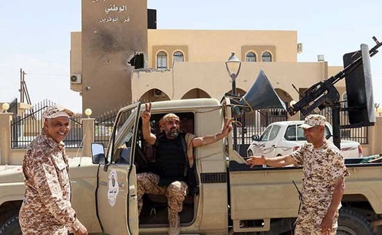 القوات الليبية تعلن انها سيطرت على كامل سرت