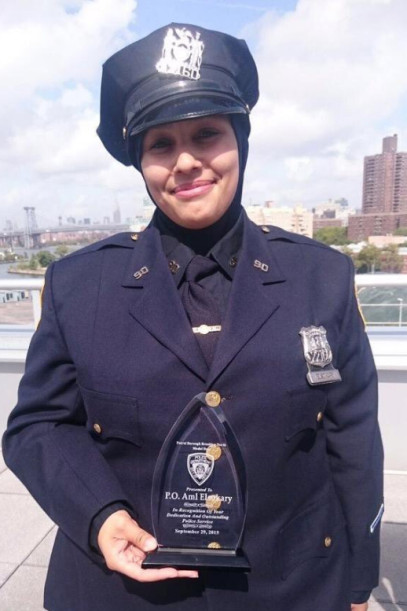 New Yorker attacks Muslim cop and her son: 'I will cut your throat!'