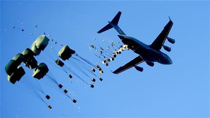 美英两国寻找途径向叙利亚阿勒颇的恐怖分子提供空中救援