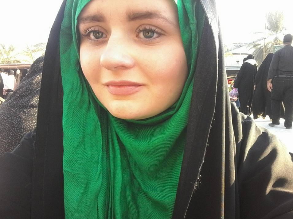 برطانیہ کی نومسلمان خاتون سے دین حق کے بارے میں گفتگو