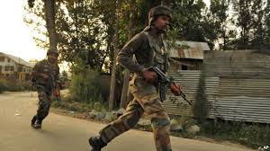 ہندوستان؛ کشمیر میں شدت پسندوں کے ساتھ جھڑپ، تین مشتبہ افراد ہلاک