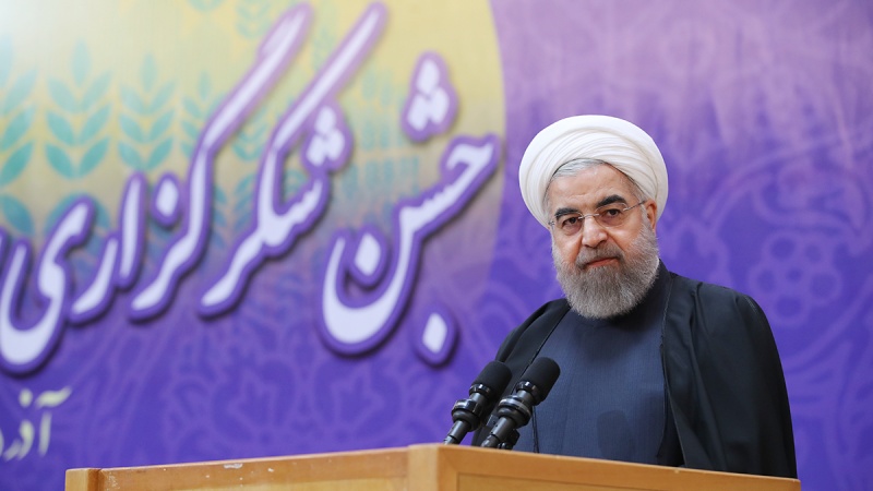 ایران میں پیداواری کی شرح میں اضافہ ملک کی خود مختاری کا ضامن: صدر مملکت