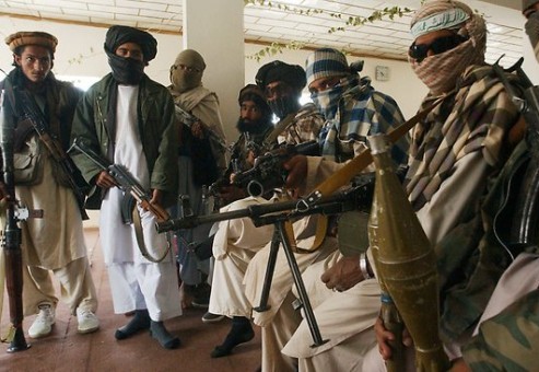 غارة جوية تقتل 21 مسلحا من طالبان الارهابية شمال أفغانستان