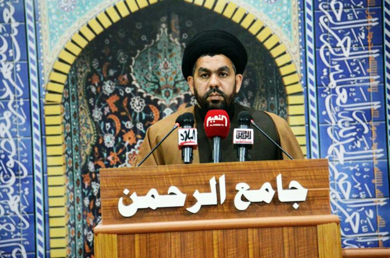 خطيب جمعة بغداد يبعث ستة رسائل للسياسيين ويدعو الشعب لإعانة الدولة وعدم الاكتفاء بالاحتجاج والشكوى