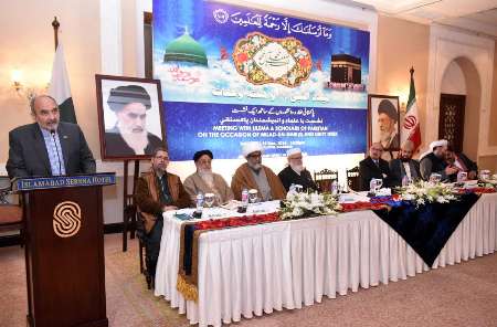 Unity conf in Pakistan: Muslims need to stand united against conspiracies
