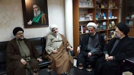 Lebanese cleric warns against efforts to harm Muslims' unity