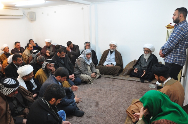 المرجع النجفي: تحقيق رضا الله يأتي من خلال رضا الرسول الأعظم (ص) وآله (ع) 