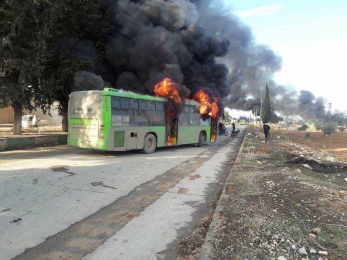 Evacuations delayed in Syria as US-backed rebels attack buses traveling besieged Shiite towns of Fou'aa, Kafraya