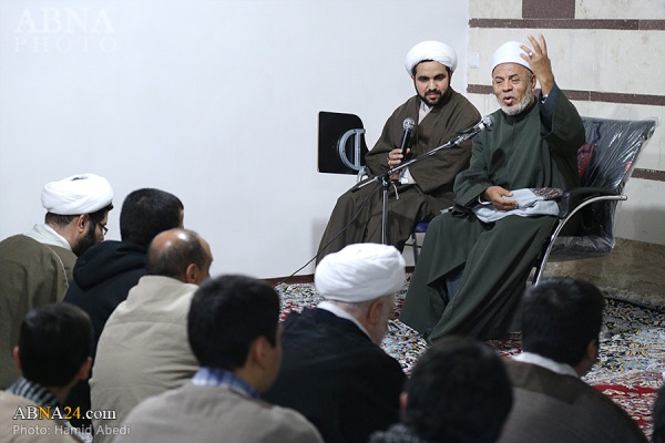 المشاركون في مؤتمر التقريب يلتقون بطلاب حوزة أراك العلمية + صور