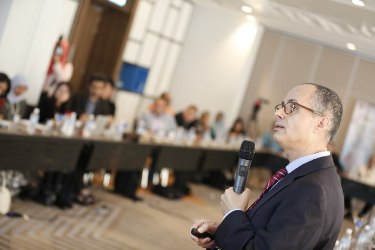 Muslim scientist slams uneven distribution of world science