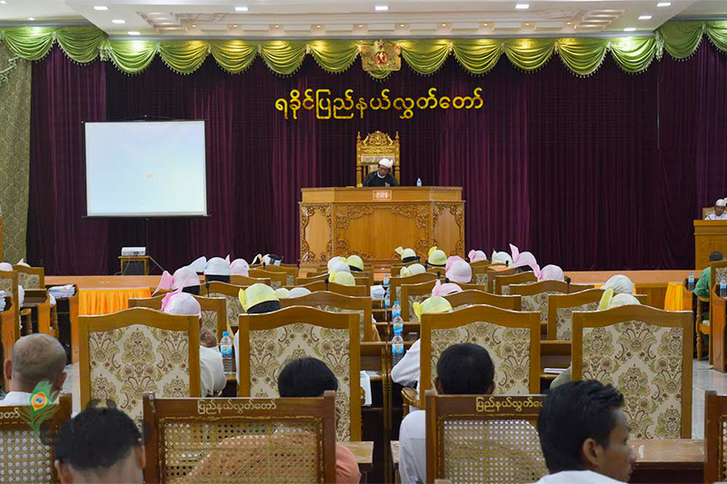 အစုိးရအဖြဲ႔မွ ေျမယာ ေလ်ာ္ေၾကးေပးထားေသာ္လည္း မူလပုိင္ရွင္လက္သုိ႔ မေရာက္ဟု လႊတ္ေတာ္ကုိယ္စားလွယ္ ေဝဖန္
