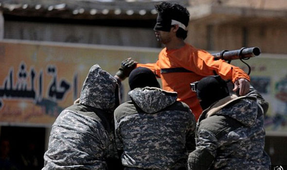 ISIS terrorists execute, crucify man for smuggling civilians out of Raqqa