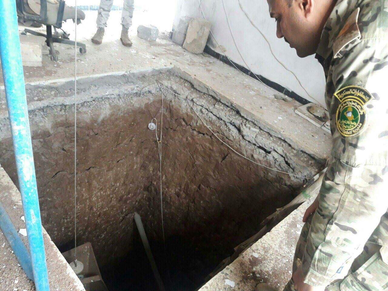 الاستخبارات العسكرية العراقية تضبط اكبر شبكة انفاق لداعش في نينوى +(صور)