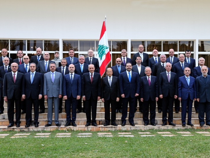 بري يعلن ان حكومة الحريري تنال الثقة البرلمان بالأغلبية